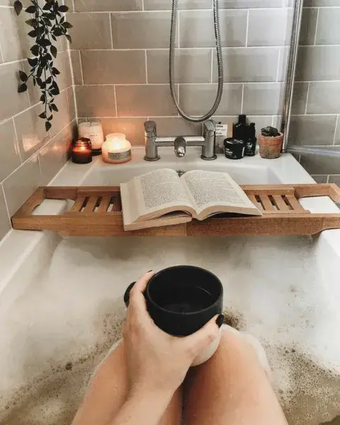 Ttransformar tu baño en un pequeño templo de calma que te regale un par de horas de desconexión y disfrute. Ttransformar tu baño en un pequeño templo de calma que te regale un par de horas de desconexión y disfrute.