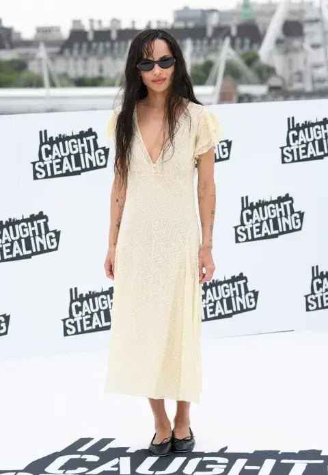 Zoë Kravitz presentando Caught Stealing en Londres. Zoë Kravitz presentando Caught Stealing en Londres.