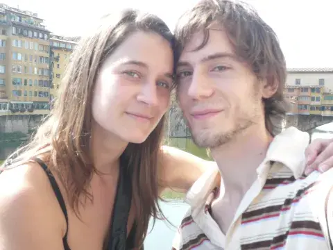Cécile y Andrés vivieron una historia de amor que hoy vive en una novela.
