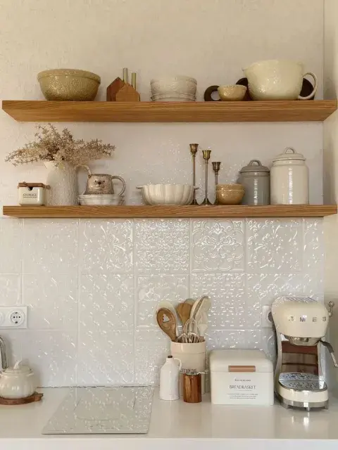Madera en la cocina: cómo darle un toque cálido a tu hogar sin reforma Madera en la cocina: cómo darle un toque cálido a tu hogar sin reforma