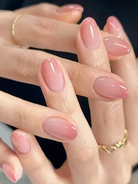 El clásico nude es súper elegante El clásico nude es súper elegante