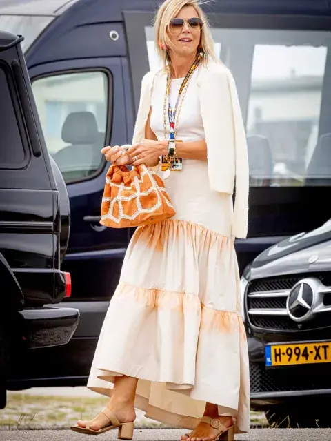 Máxima Zorrguieta se inclinó por un estilismo boho chic Máxima Zorrguieta se inclinó por un estilismo boho chic