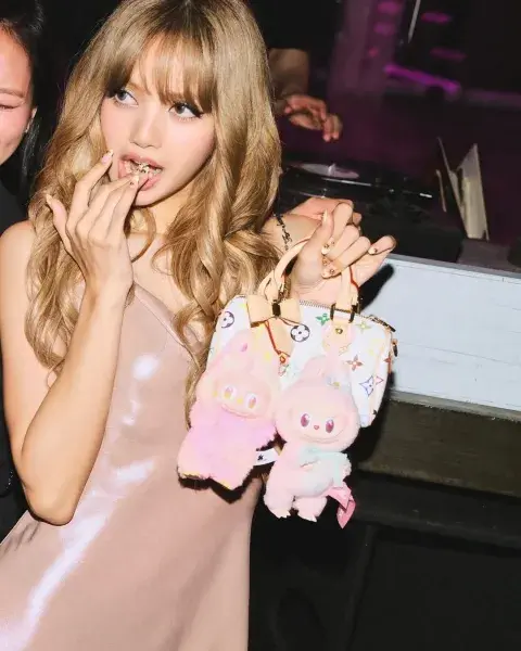 Foto de Lisa de BLACKPINK.