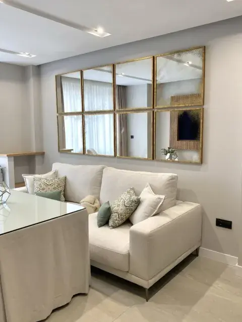 Livings alargados con estilo: 6 ideas para reformarlos sin entrar en obra Livings alargados con estilo: 6 ideas para reformarlos sin entrar en obra