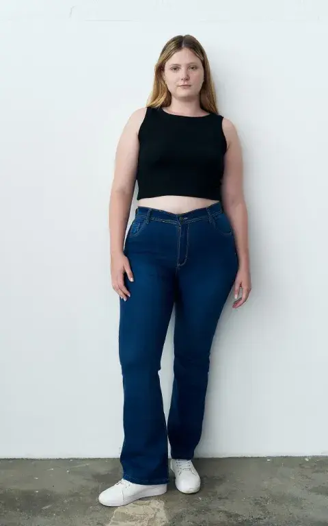 Los jeans acampanados son tendencia (INQUIETA) Los jeans acampanados son tendencia (INQUIETA)