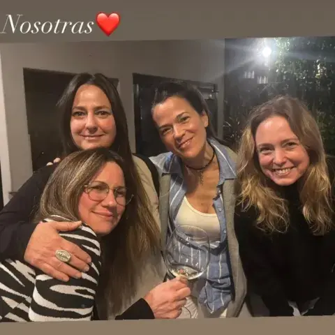 Nancy Dupláa, Claudia de la Calle, María Celeste Pisapia y Betina O’Connell: reencuentro de las actrices de Montaña Rusa. Nancy Dupláa, Claudia de la Calle, María Celeste Pisapia y Betina O’Connell: reencuentro de las actrices de Montaña Rusa.