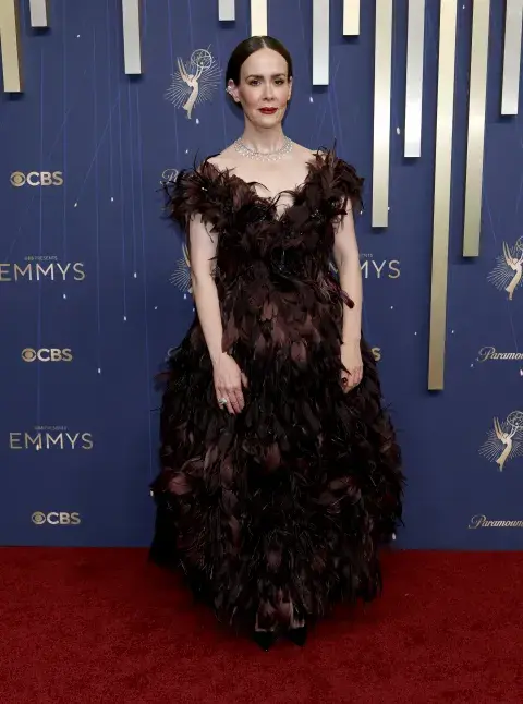 Sarah Paulson en la alfombra roja de los Premios Emmy 2025. Sarah Paulson en la alfombra roja de los Premios Emmy 2025.