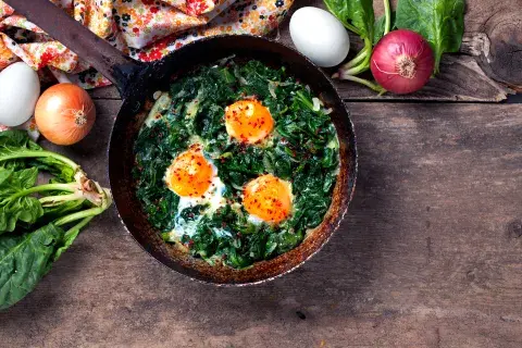 Menú semanal con recetas fáciles: qué preparar con verduras esta primavera 2025