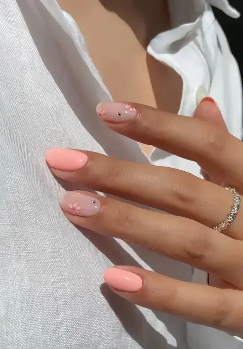 Uñas con flores: 10 diseños súper cancheros y coloridos para la primavera Uñas con flores: 10 diseños súper cancheros y coloridos para la primavera