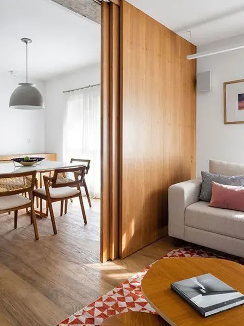 Los ambientes separados por una puerta o un biombo serán protagonistas en 2026 Los ambientes separados por una puerta o un biombo serán protagonistas en 2026