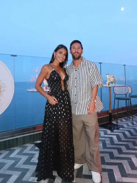 Antonela Roccuzzo y Lionel Messi en Miami Antonela Roccuzzo y Lionel Messi en Miami