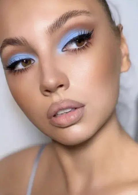 Sumalo de a poco a tu maquillaje Sumalo de a poco a tu maquillaje