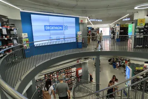 ¿Qué es Decathlon? La marca que regresa a la Argentina. ¿Qué es Decathlon? La marca que regresa a la Argentina.