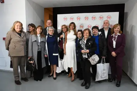 María Belén Ludueña junto a la Cooperadora del Hospital de Niños Ricardo Gutiérrez presentaron una campaña solidaria en el Museo Sívori María Belén Ludueña junto a la Cooperadora del Hospital de Niños Ricardo Gutiérrez presentaron una campaña solidaria en el Museo Sívori