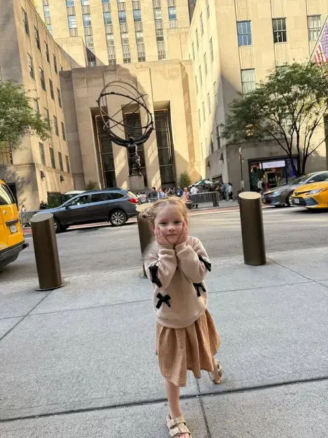 Ana García Moritán también posó con un look color camel