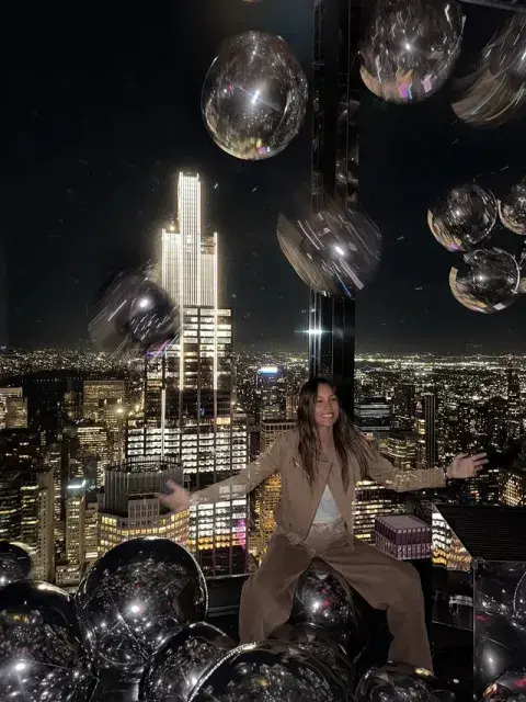 Pampita en Nueva York: el look vaquero que usó para una salida nocturna con sus hijos por la Gran Manzana