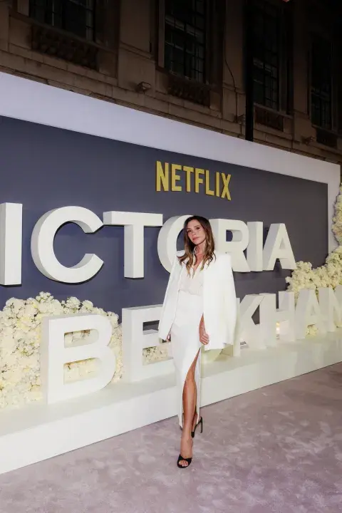 Victoria Beckham en la premiere de su serie documental en Netflix. Victoria Beckham en la premiere de su serie documental en Netflix.