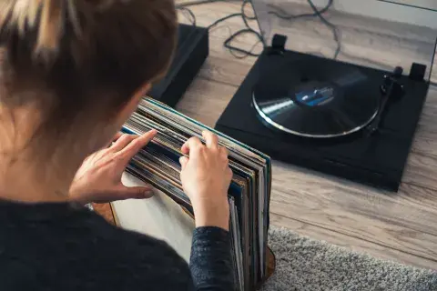Vinilos: la forma vintage de escuchar música que volvió a ser tendencia en Buenos Aires Vinilos: la forma vintage de escuchar música que volvió a ser tendencia en Buenos Aires