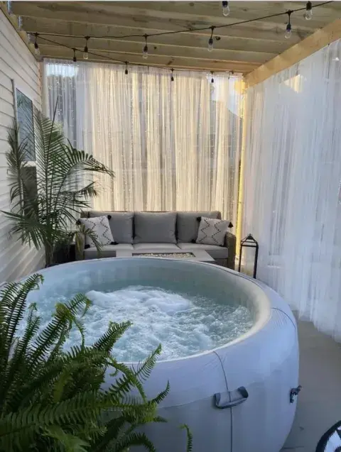 Ni piletas ni jacuzzis: la tendencia perfecta para convertir patios chicos en un pequeño oasis Ni piletas ni jacuzzis: la tendencia perfecta para convertir patios chicos en un pequeño oasis