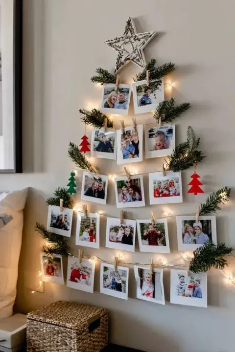 Este año, la tendencia navideña apuesta por mesas naturales, cintas de lino, velas beige y ramas verdes que evocan el minimalismo escandinavo. Este año, la tendencia navideña apuesta por mesas naturales, cintas de lino, velas beige y ramas verdes que evocan el minimalismo escandinavo.
