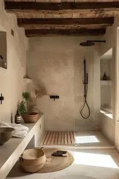 Adiós a los azulejos: los nuevos materiales que transforman el baño sin gastar de más