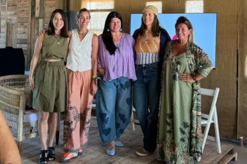 Agus Vissani, Luli Ballestrin, Pitu Di Marco, Cecilia Dómina y Aischa Hellar Agus Vissani, Luli Ballestrin, Pitu Di Marco, Cecilia Dómina y Aischa Hellar