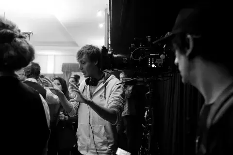 Foto de Mariano Hueter dirigiendo Yiya. Foto de Mariano Hueter dirigiendo Yiya.