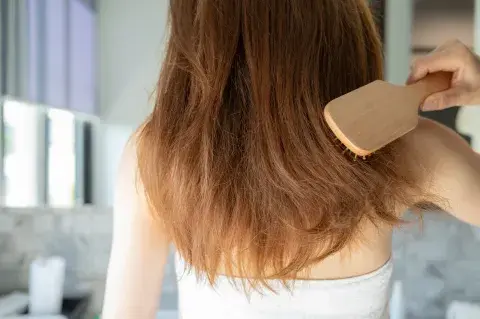 De las puntas al cuero cabelludo: la guía definitiva para cuidar tu pelo en verano De las puntas al cuero cabelludo: la guía definitiva para cuidar tu pelo en verano