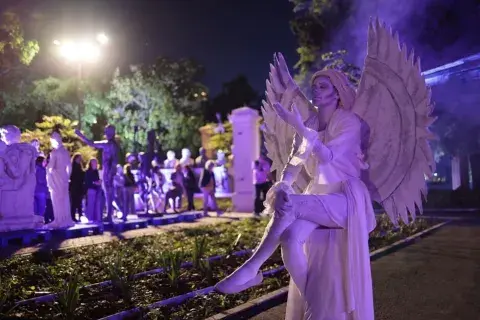 Llega la Noche de los Templos, la música invade la Usina del Arte y en la Floralis la cultura joven celebra su talento Llega la Noche de los Templos, la música invade la Usina del Arte y en la Floralis la cultura joven celebra su talento