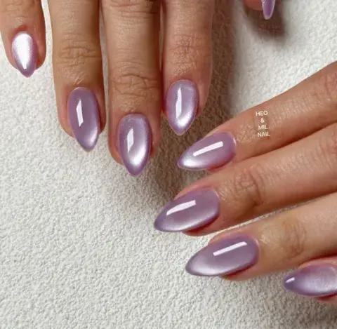 Jelly nails: las uñas gelatinosas que serán tendencia en 2026 Jelly nails: las uñas gelatinosas que serán tendencia en 2026