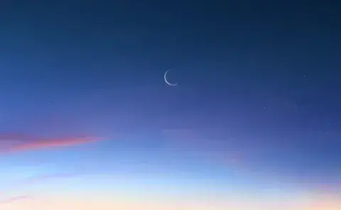 foto de luna nueva