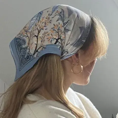 Le da un toque original a cualquier look Le da un toque original a cualquier look