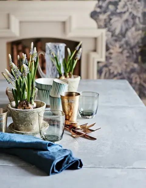 Tendencias para decorar la mesa en el Año Nuevo 2026.