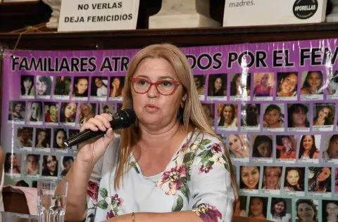 La licenciada en psicología Sonia Almada es magíster en Violencia contra Niñas, Niños y Adolescentes. La licenciada en psicología Sonia Almada es magíster en Violencia contra Niñas, Niños y Adolescentes.