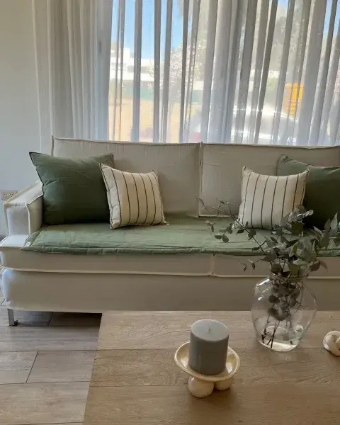 Foto de sillón. Foto de sillón.