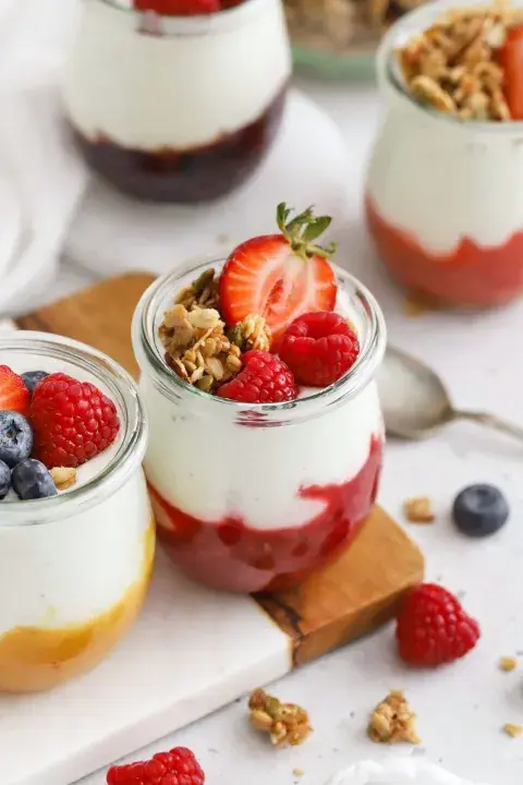 Foto de ensalada dulce de frutas con yogur. Foto de ensalada dulce de frutas con yogur.