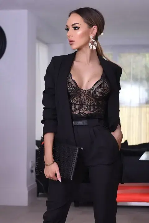 Qué usar debajo para que las transparencias funcionen sin estrés: Bodysuits. Qué usar debajo para que las transparencias funcionen sin estrés: Bodysuits.