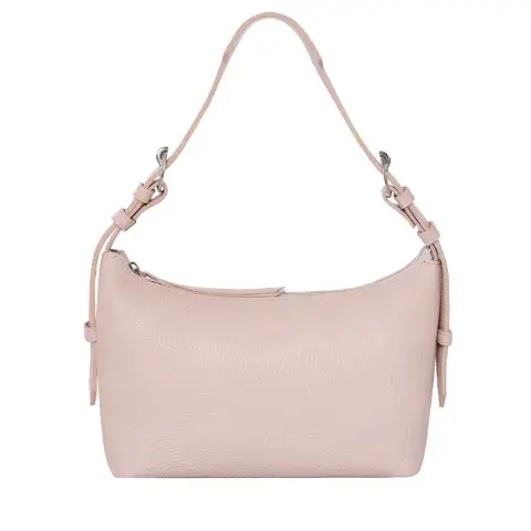 Un modeo clásico con un color muy veraniego (LÁZARO $119.920, precio con descuento) Un modeo clásico con un color muy veraniego (LÁZARO $119.920, precio con descuento)