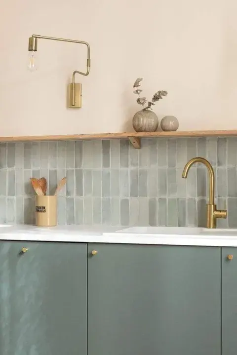 Adiós a los azulejos de toda la vida: la tendencia en la cocina para 2026
