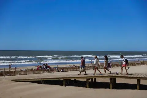 Costa Esmeralda, provincia de Buenos Aires Costa Esmeralda, provincia de Buenos Aires