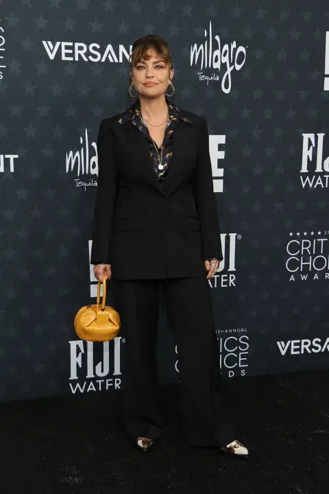 Los looks más espectaculares en la alfombra roja de los Critics Choice Awards 2026 EN VIVO Los looks más espectaculares en la alfombra roja de los Critics Choice Awards 2026 EN VIVO