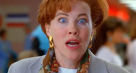 Icónica: Catherine O'Hara en Mi pobre Angelito. Icónica: Catherine O'Hara en Mi pobre Angelito.
