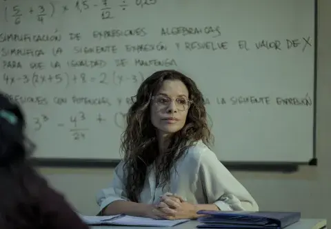 Julieta Ortega en las primeras imágenes de la temporada 2 de En el barro. Julieta Ortega en las primeras imágenes de la temporada 2 de En el barro.