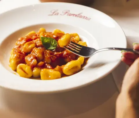 Día de la Comida Italiana: 5 restaurantes imperdibles en Buenos Aires para disfrutar los mejores sabores italianos Día de la Comida Italiana: 5 restaurantes imperdibles en Buenos Aires para disfrutar los mejores sabores italianos