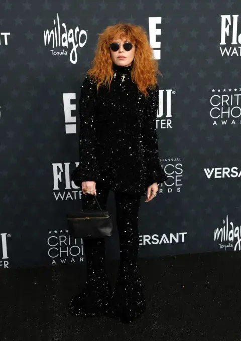 Foto de Natasha Lyonne en los Critics Choice Awards. Foto de Natasha Lyonne en los Critics Choice Awards.