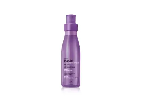 Las notas frutales de la mora se envuelven con la flor de durazno, evolucionando hacia un fondo marcante y envolvente de notas dulces. Aporta una sensación de frescura y liviandad.Body Splash Tododia Mora y Flor de Durazno (Precio desde: $29.600) Las notas frutales de la mora se envuelven con la flor de durazno, evolucionando hacia un fondo marcante y envolvente de notas dulces. Aporta una sensación de frescura y liviandad.Body Splash Tododia Mora y Flor de Durazno (Precio desde: $29.600)