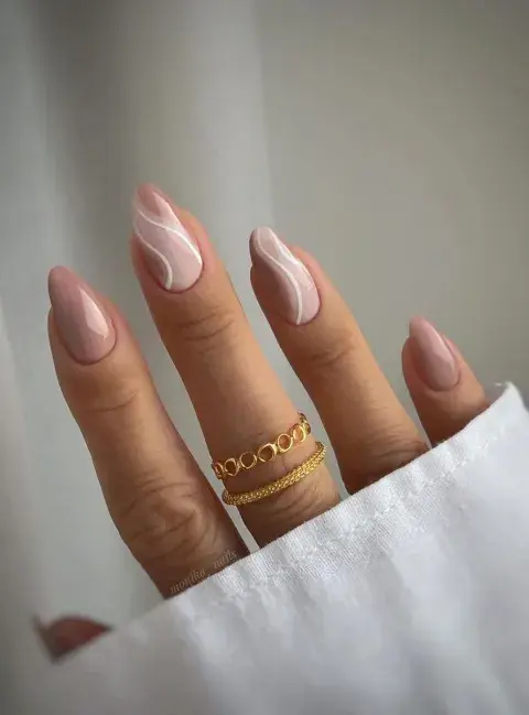 Uñas claritas: 12 ideas elegantes perfectas para todos los días Uñas claritas: 12 ideas elegantes perfectas para todos los días