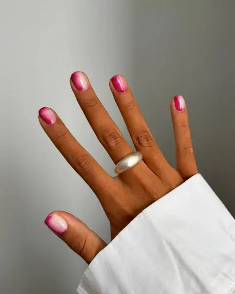 Chau uñas XL: los mejores diseños de uñas cortas con los colores tendencia del 2026 Chau uñas XL: los mejores diseños de uñas cortas con los colores tendencia del 2026