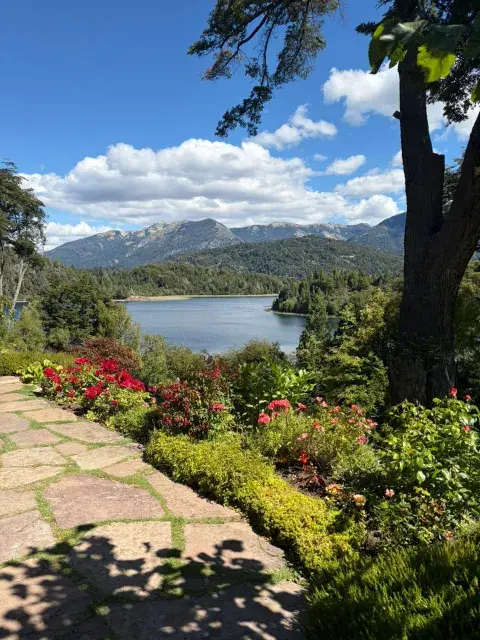 Bellevue, un rincón de cuento en Bariloche. Bellevue, un rincón de cuento en Bariloche.