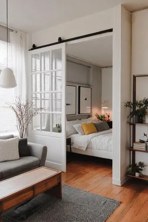 Lo más importante es pensar en el uso que quieres darle a cada zona, en cómo aprovechar la luz natural y en cómo mantener la sensación de amplitud y estilo en el dormitorio. Lo más importante es pensar en el uso que quieres darle a cada zona, en cómo aprovechar la luz natural y en cómo mantener la sensación de amplitud y estilo en el dormitorio.